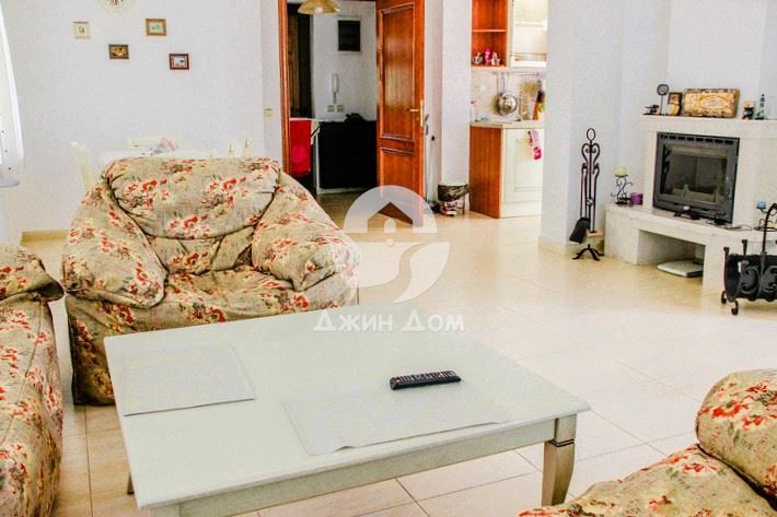 Продава се Къща в Свети Влас - 250 кв.м за 1100 €/кв.м - Снимка #1