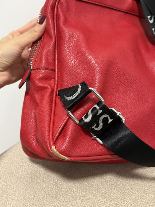 Оригинална раница GUESS