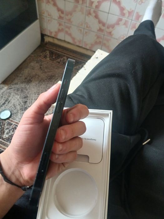 IPhone 13 de vânzare