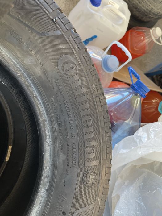 Летни гуми 225 65 16C Continental