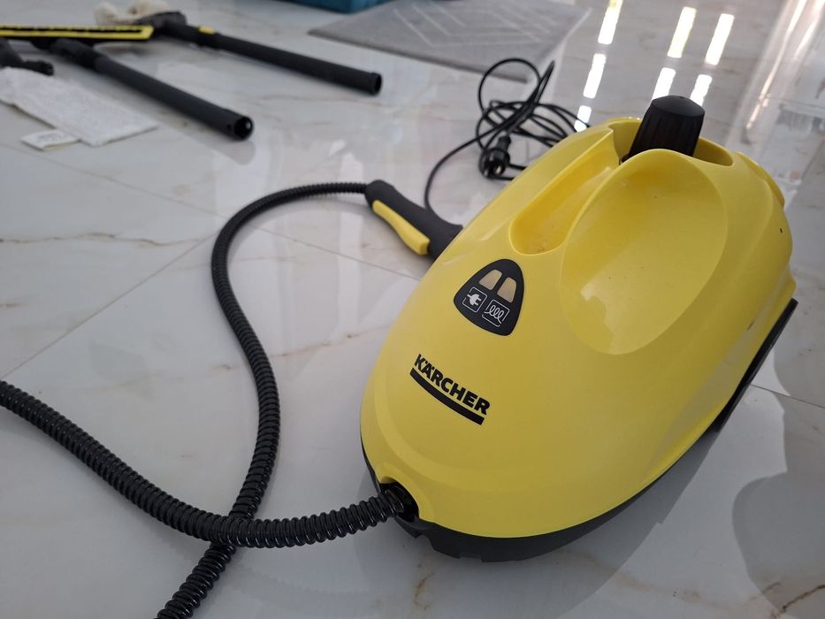 Karcher SC 2 EasyFix - aparat curatat cu abur, stare foarte buna