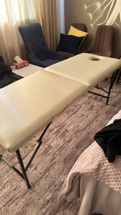 Продам кушетки. 2 штуки