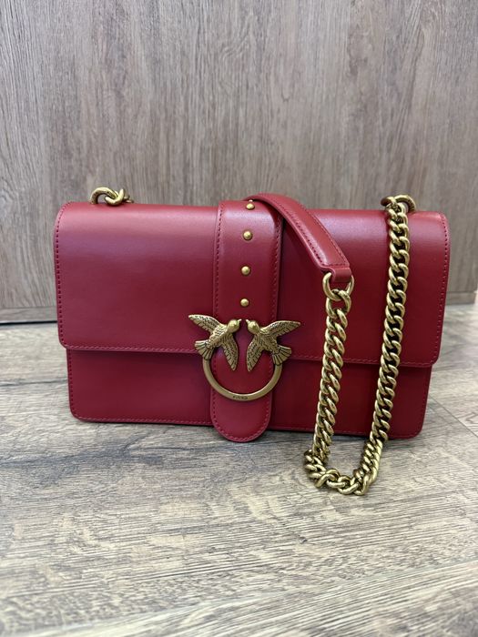 Червена чанта  Pinko