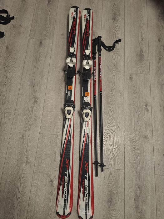 Ски XT TEAM TECHNO pro с щеки