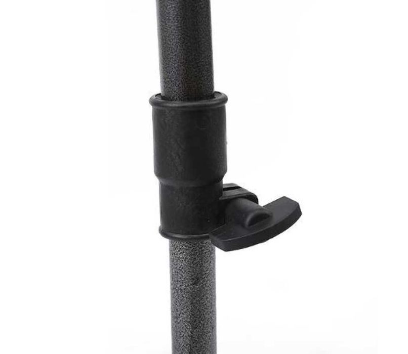 Предлагам комплект Градински маса и столове