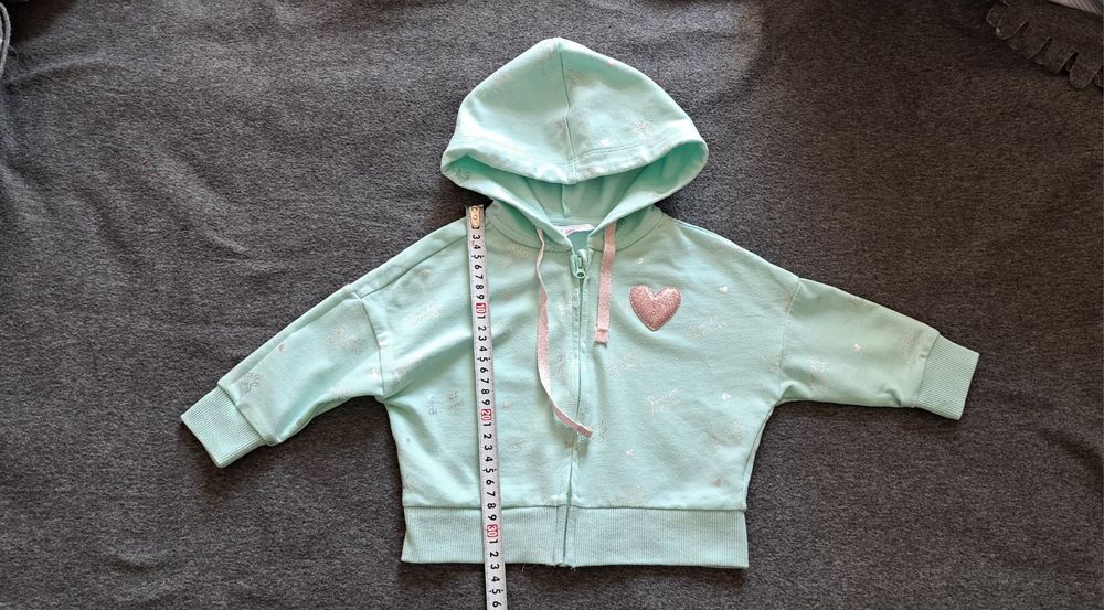 Костюм. Состояние отличное,  фирма Gee jay 80см 9-12 мес