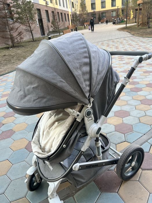 Коляска в хорошем состоянием