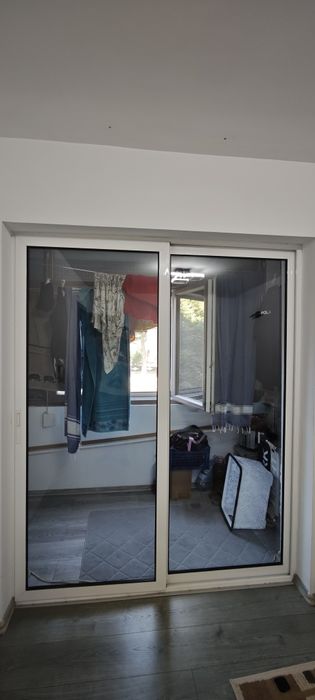 Uși glisante termopan aluminiu