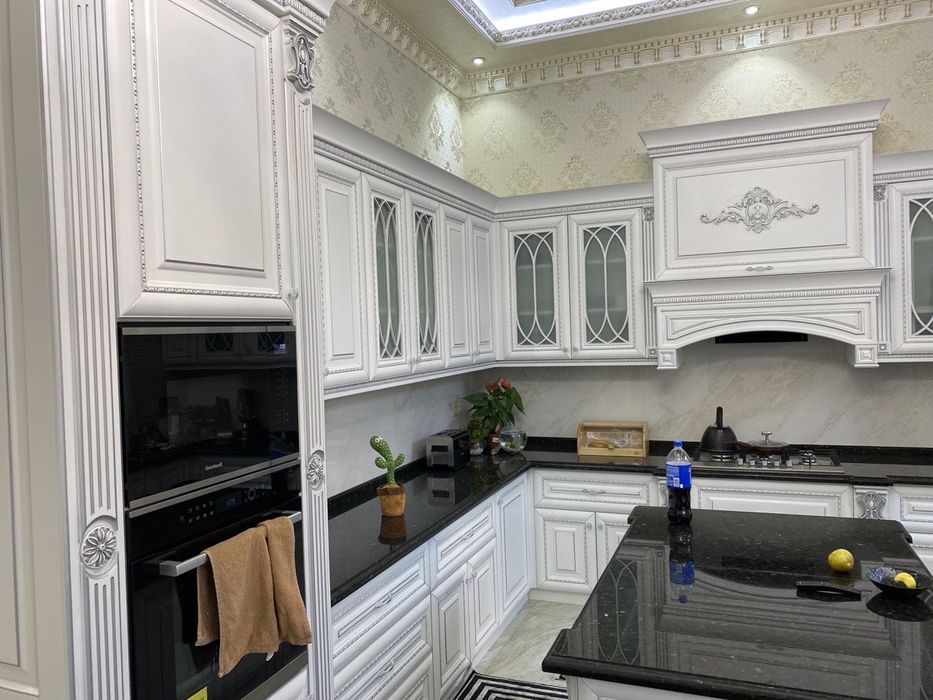 Кухньй мебель на заказ