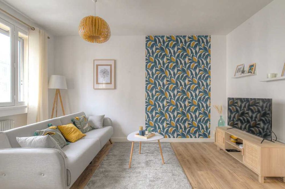 Дава се под наем Двустаен апартамент в Пловдив, Въстанически - 57 кв.м за 280.5 € - Снимка #2