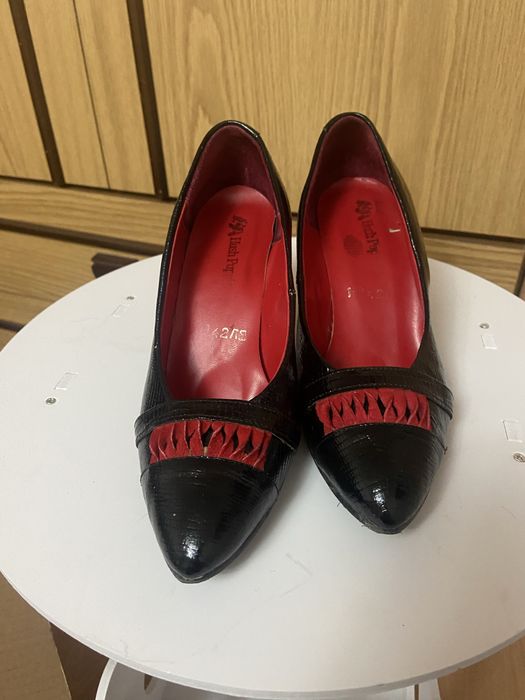 Дамски обувки