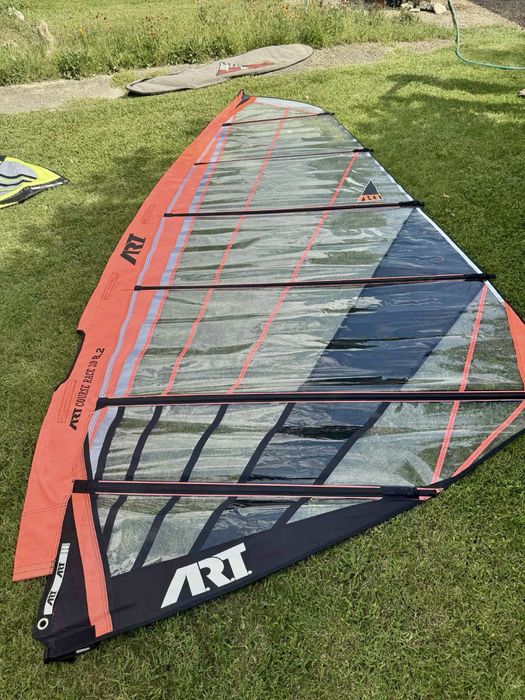 Уиндсърф екипировка- дъски, платна, финки, мачти, гикове