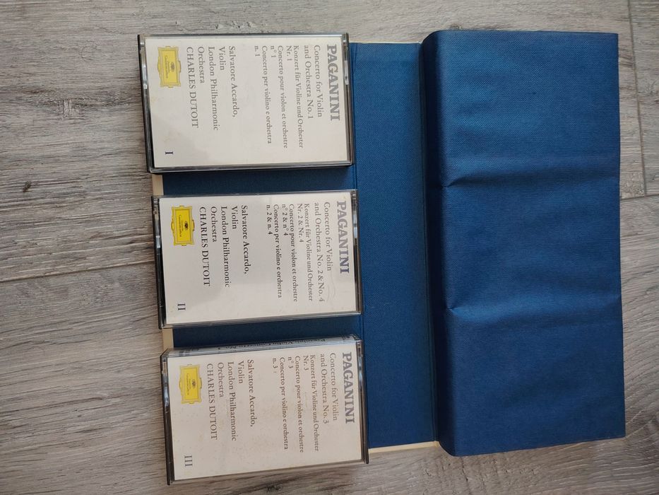 Set 5 casete concert  vioară Paganini
