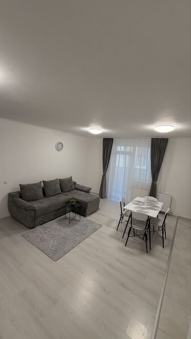 Inchiriez apartament Eroilor