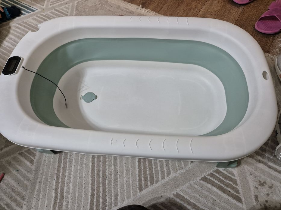 Продам ванночку для купание