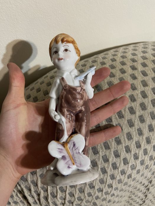 bibelou  cu un copil