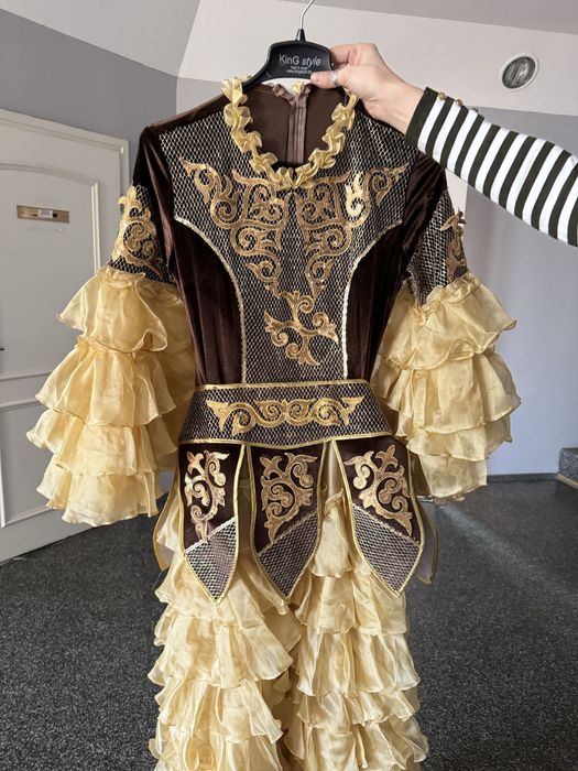 Национальные Платья