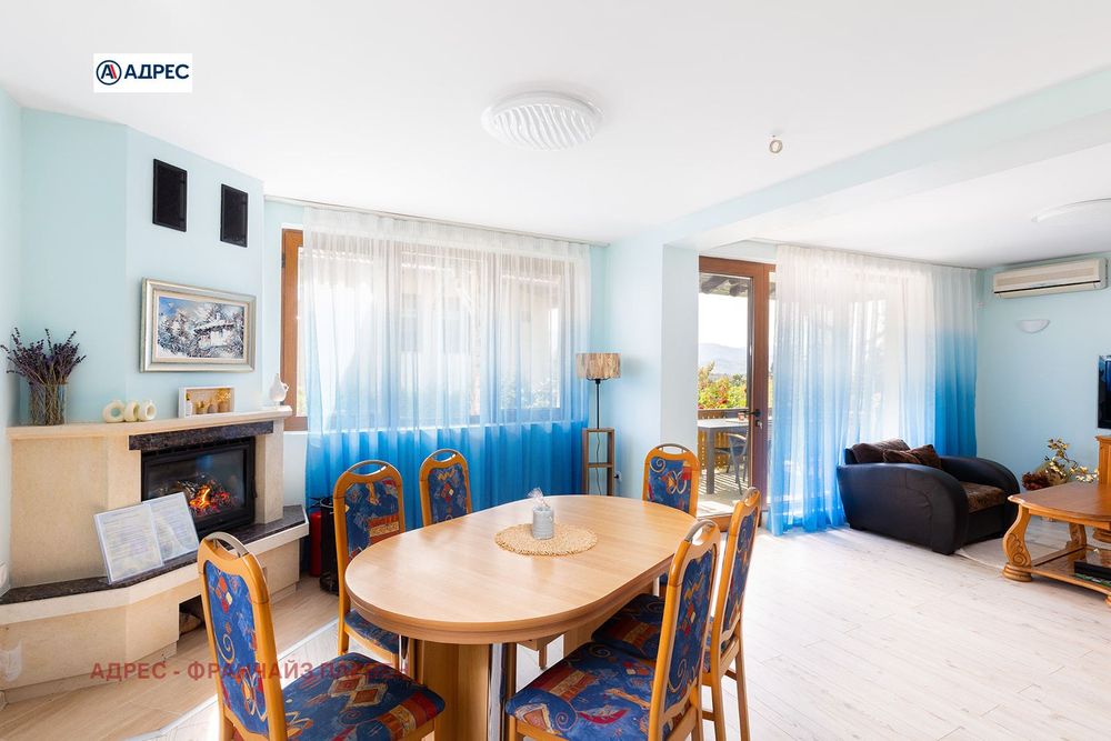 Къща в Ловеч, област-с.Гумощник площ 177 цена 177700