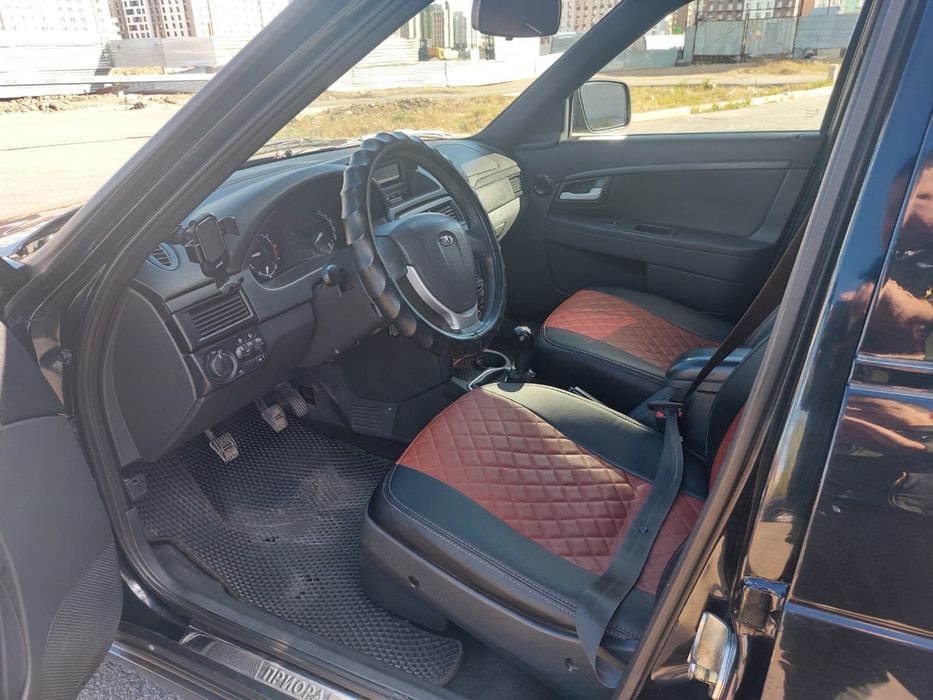 Продам Приору в хорошем состоянии.