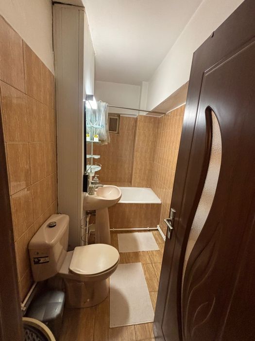 Apartament 2 camere, Bucegi, 5 min mers pe jos de Pta Unirii