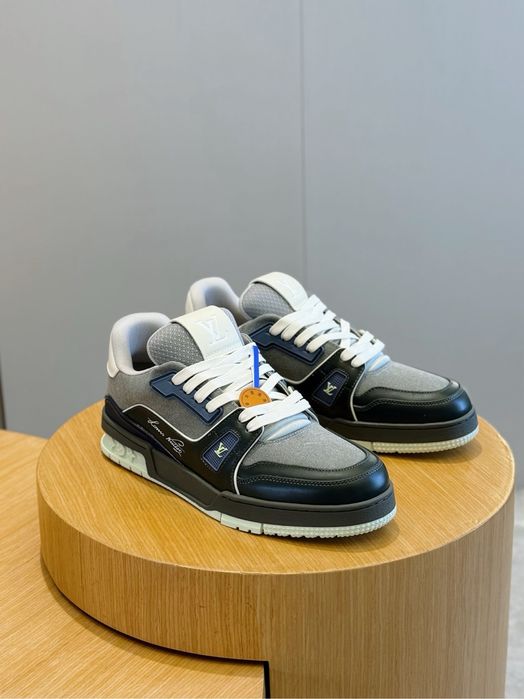 Adidasi Louis Vuitton , calitate premium , pe comanda , noi , 43