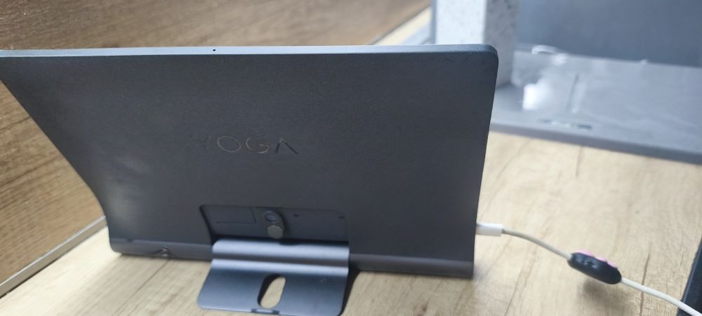 Таблет Lenovo Yoga YT-X705L