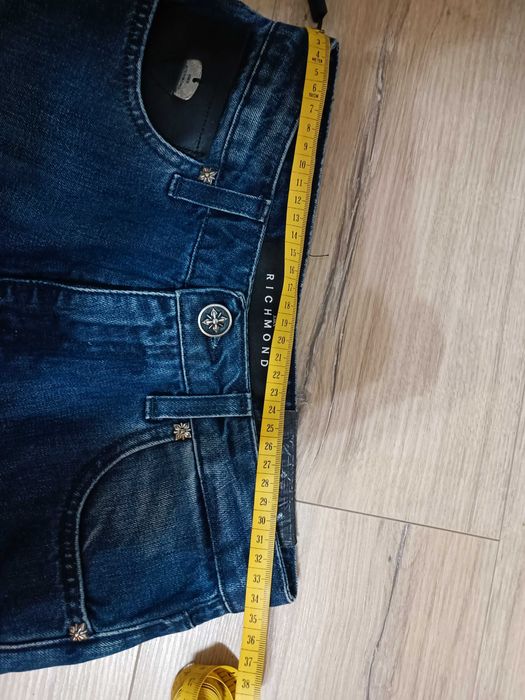 ОРИГИНАЛНИ John RICHMOND дънки и тениски