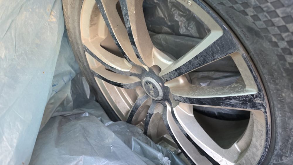 Продам колеса в сборе с летней резиной