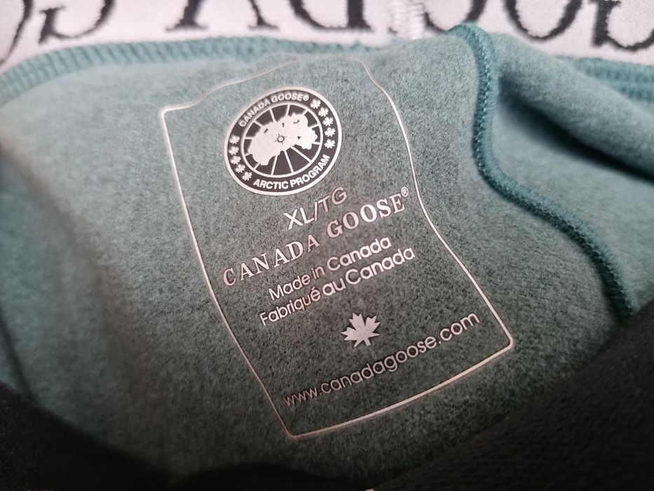 Продавам ново мъжко долнище / клин топло термобельо Canada Goose