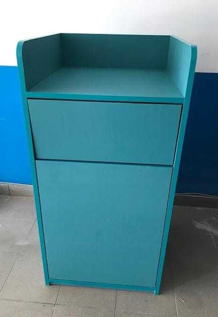 Cos gunoi/pubela plastic/debarasator tip fast food cu suport tavi