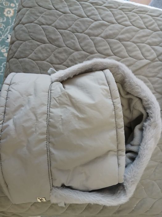 Женская зимняя шапочка