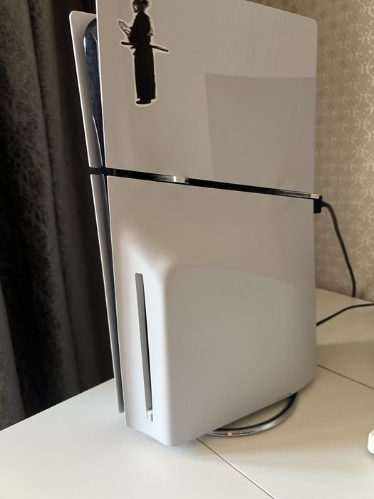 Продаю playstation 5 slim