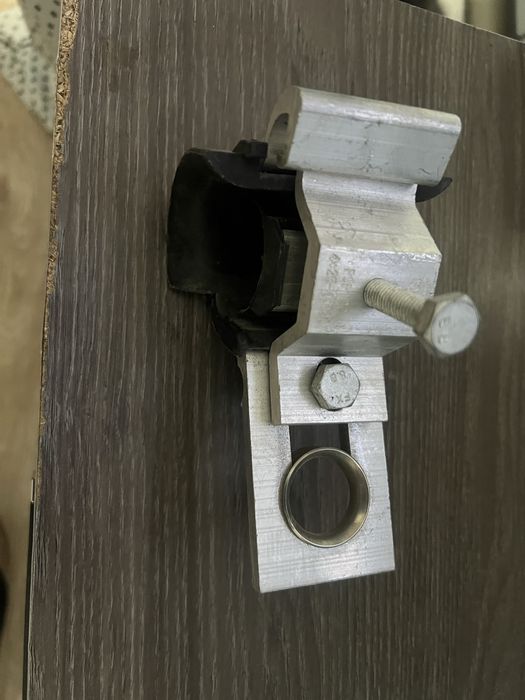 Зажим- поддерживающий/анкерный