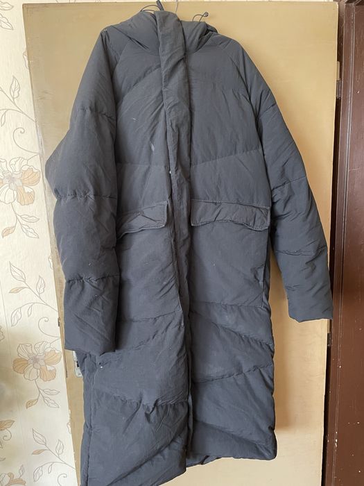 Продавам мъжко дълго яке Adidas