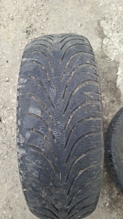 Продам резину бу 2 балона