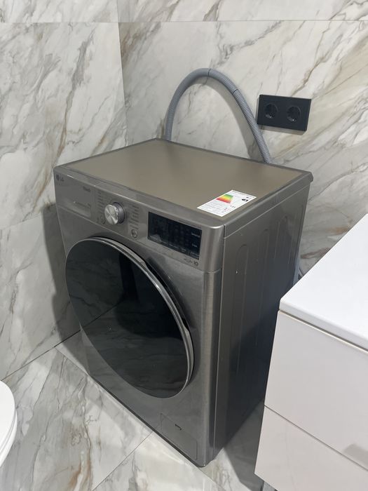 Стиральная машина LG F2V5PS2S СЕРЫЙ