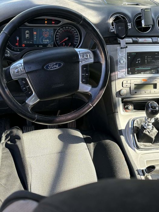 vând Ford Galaxy2