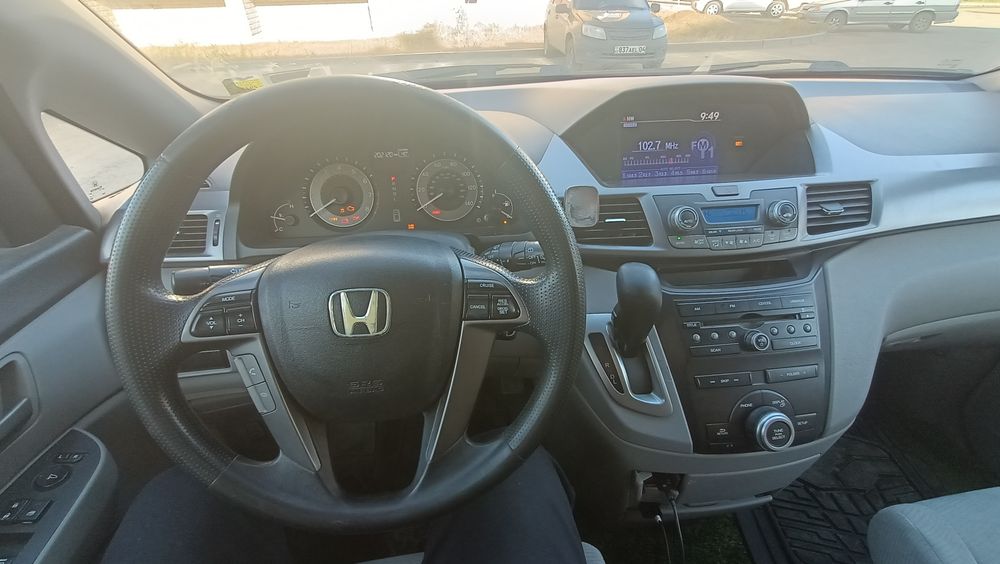 Хонда одиссей  2012