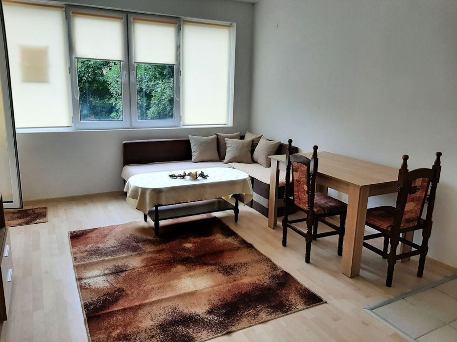 Дава се под наем Двустаен апартамент в Гоце Делчев - 70 кв.м за 204 € - Снимка #1