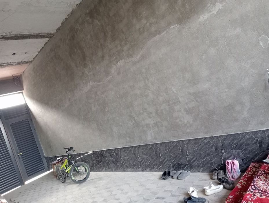 Кибрай сентирида Уй сотилади