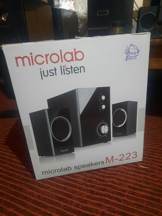 Microlab    m_223