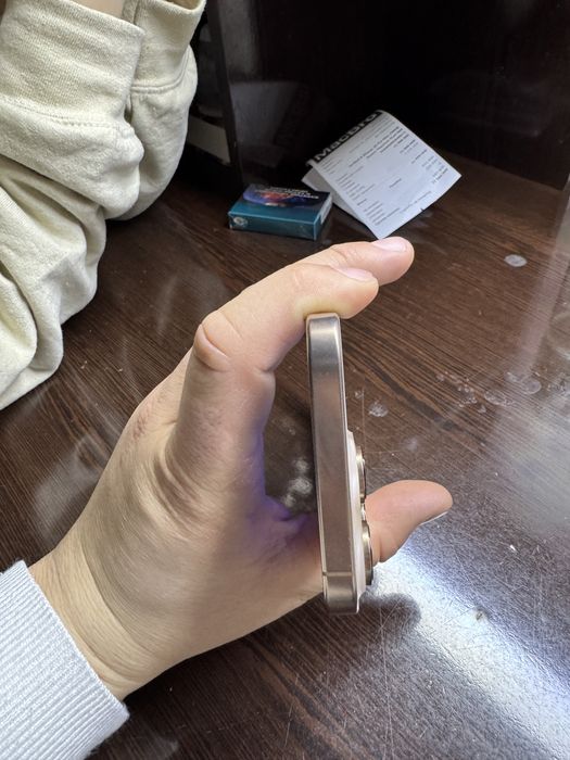 Iphone 16 pro max 256 sim