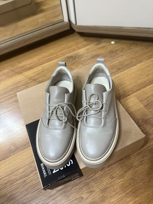 Дамски обувки от естествена кожа Bianki 39 номер в бежово