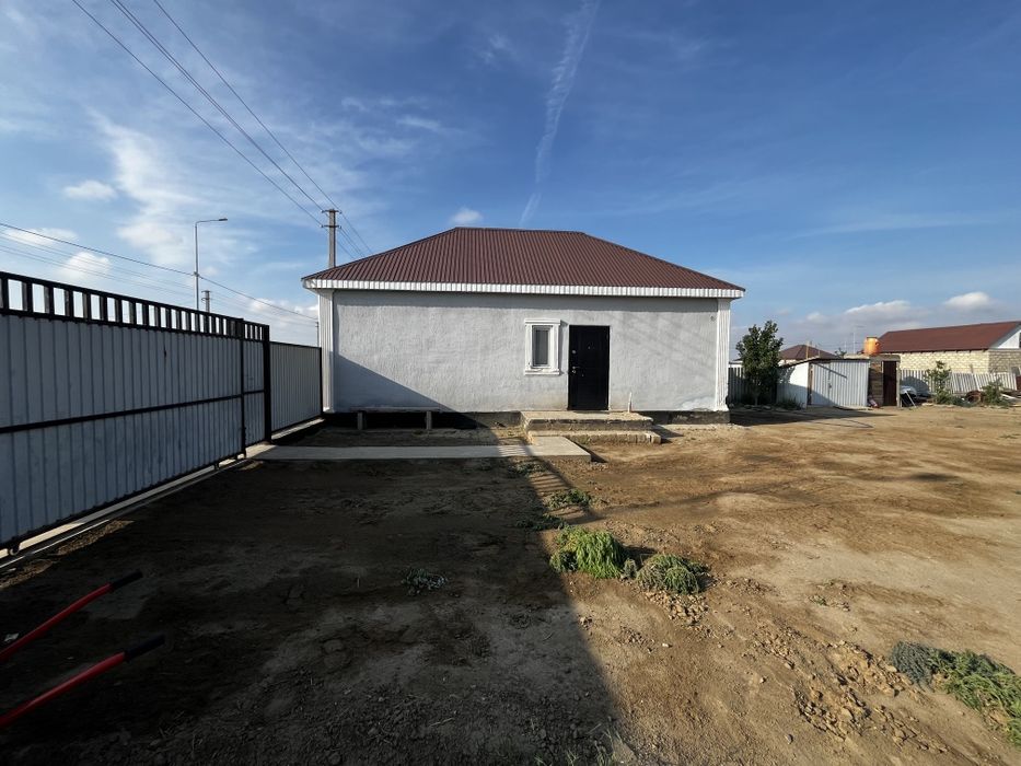 Продам дом с 10 соток , 2 комнат