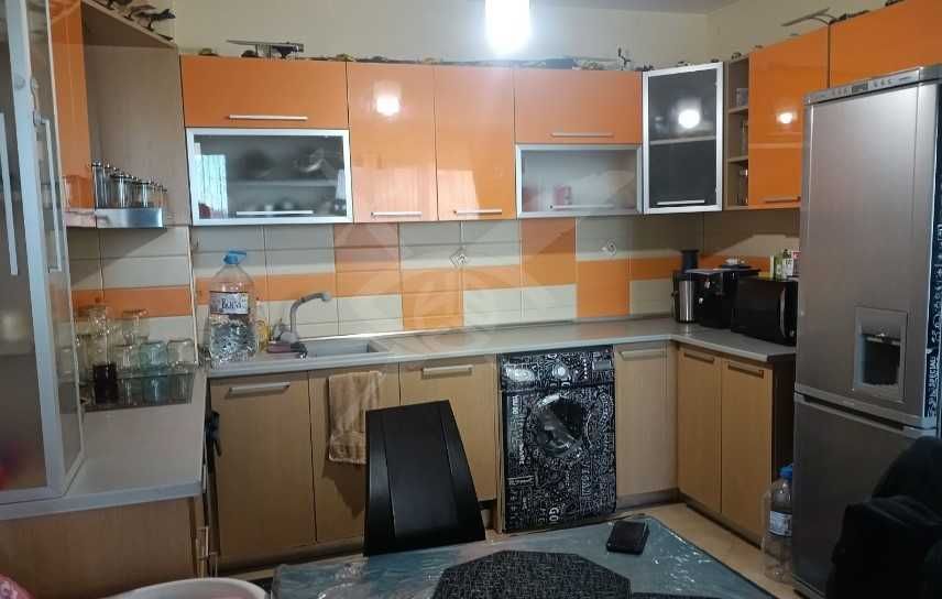 Продава се Тристаен апартамент в Бургас, Меден рудник - зона А - 93 кв.м за 2000 €/кв.м - Снимка #1