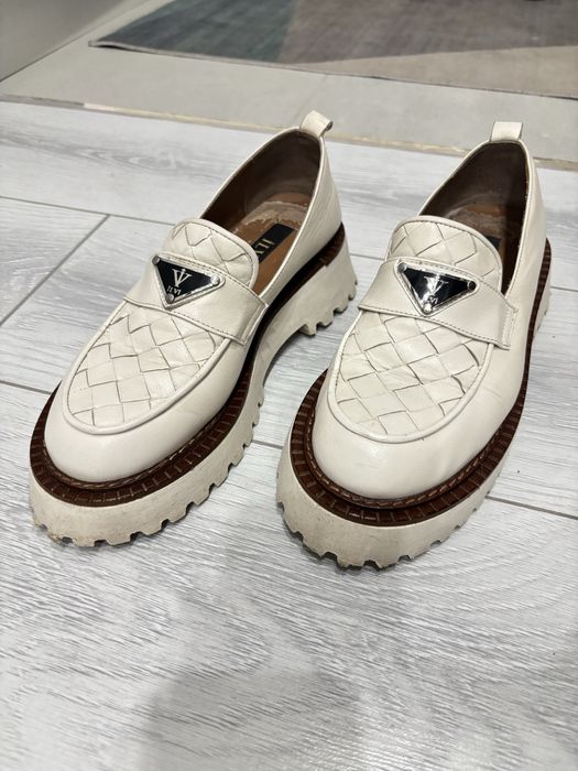 Женские Лоферы туфли