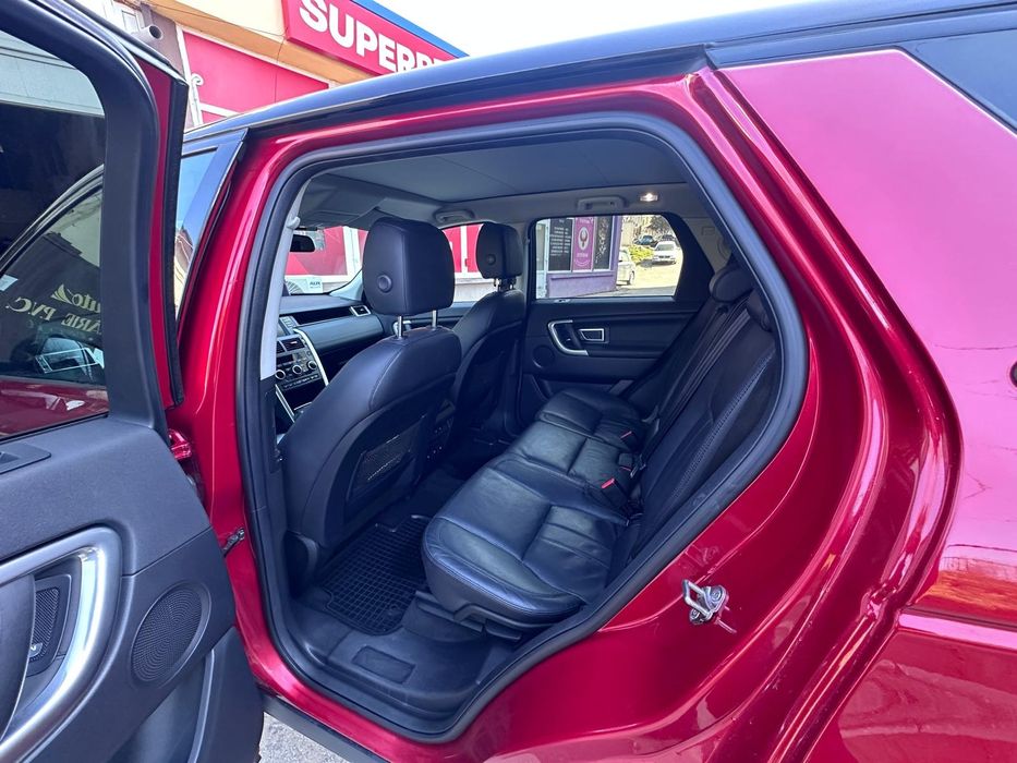 LAND ROVER Discovery Sport TD4 HSE