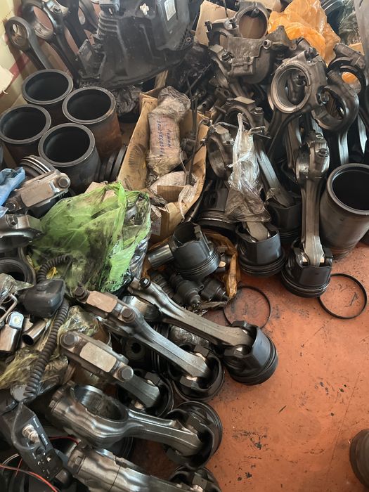 Коленвалл поршень шатун