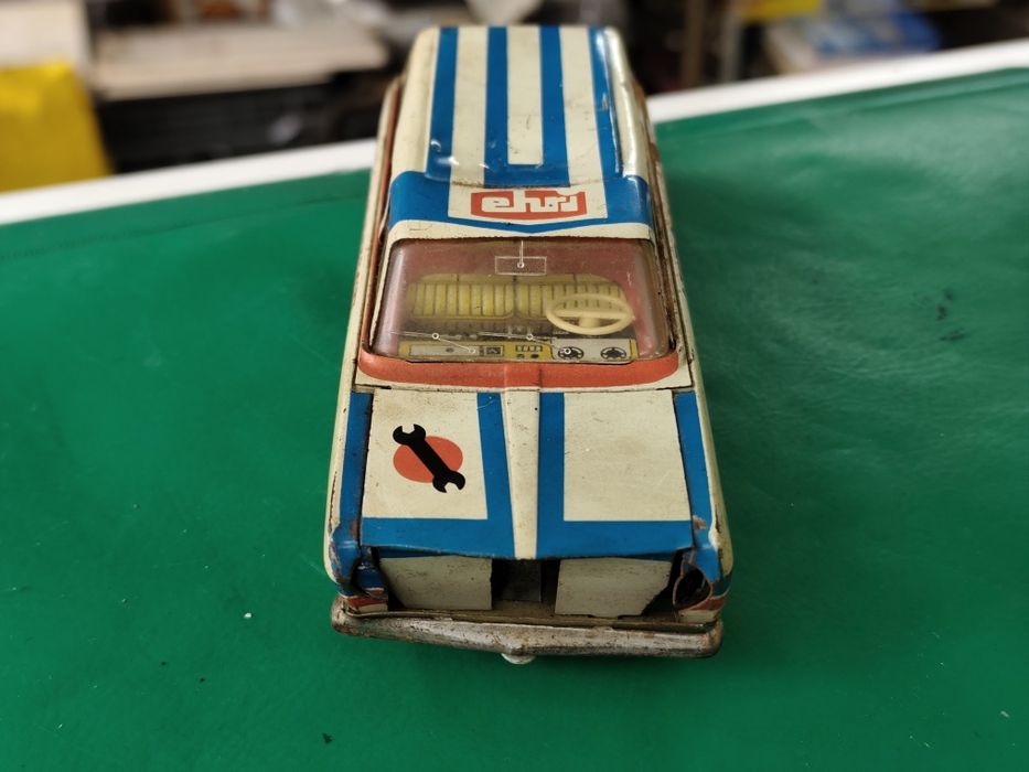 Ламаринена играчка количка EHRI DDR Opel Rekord