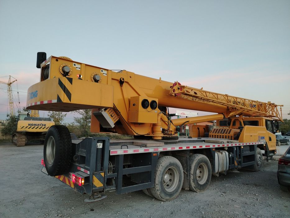Продам Автокран XCMG 25